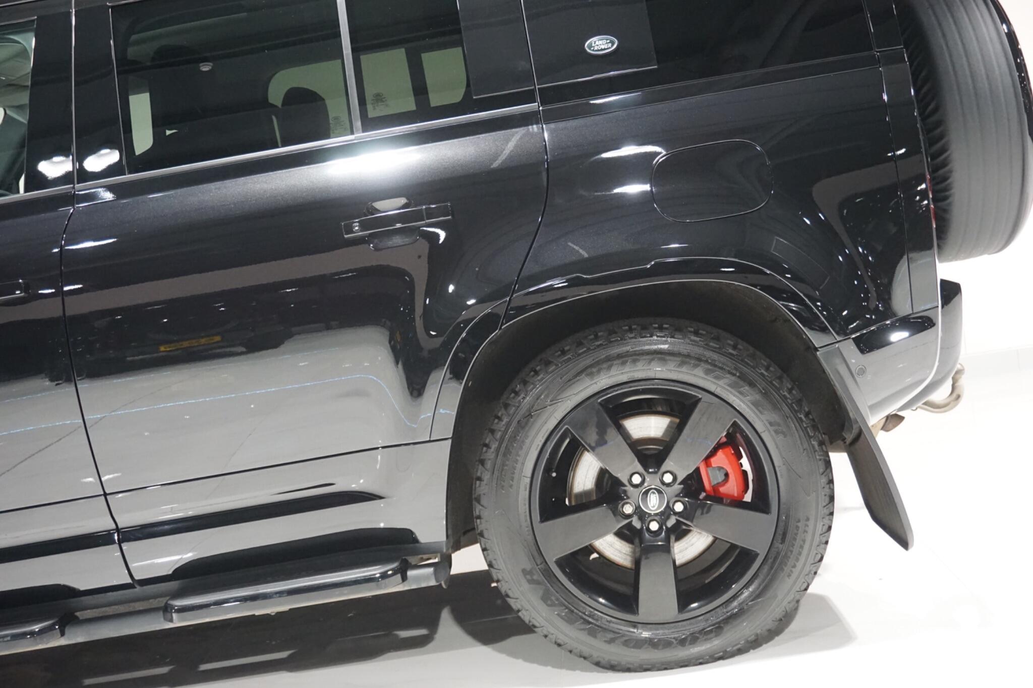 Land Rover Defender 110 2.0 P400e 15.4kWh XS Edition SUV 5dr Petrol Plug-in Hybrid Auto 4WD Euro 6 (s/s) (404 ps)